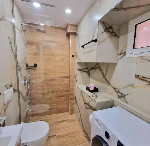 Rafaela Sea 公寓 Sarandë