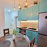 Rafaela Sea Apartman *