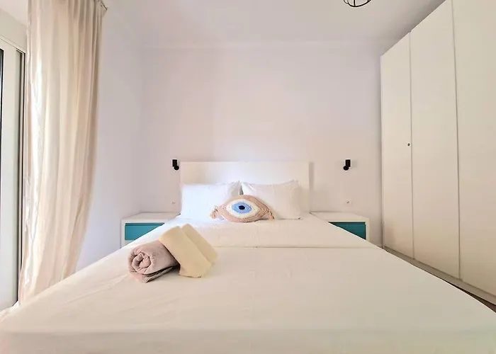 Rafaela Sea Sarandë